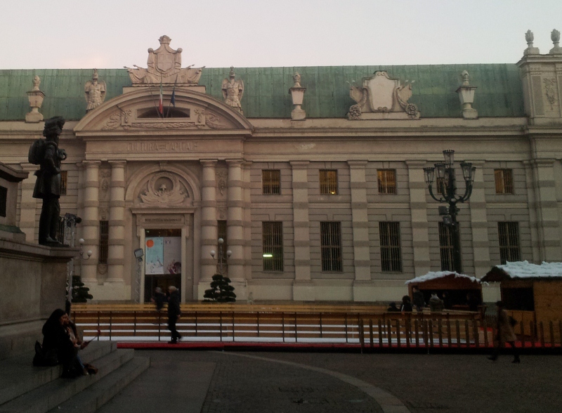The ice rink in front of Biblioteca Nazionale, Turin